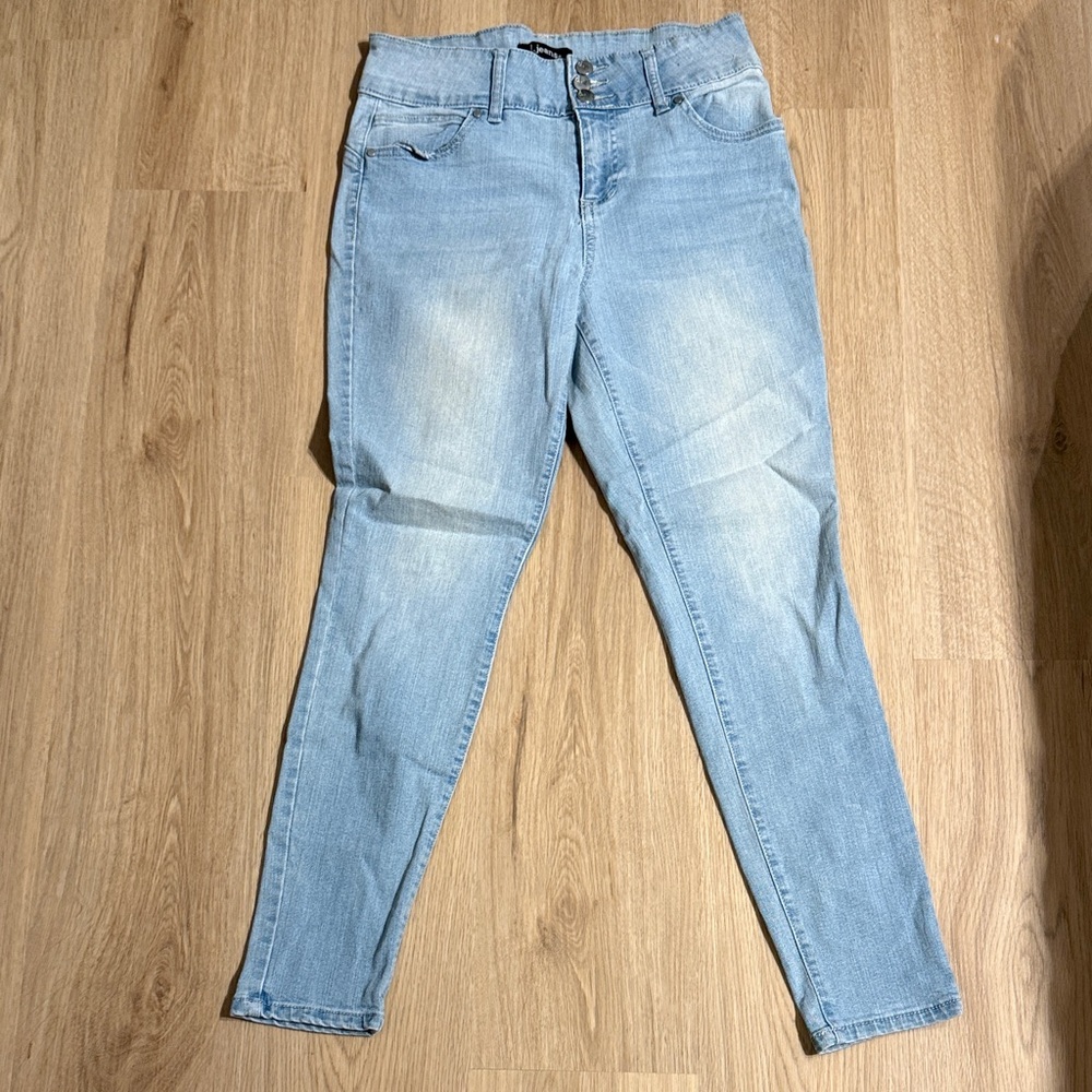 d. jeans Women's Light Blue Skinny Jeans